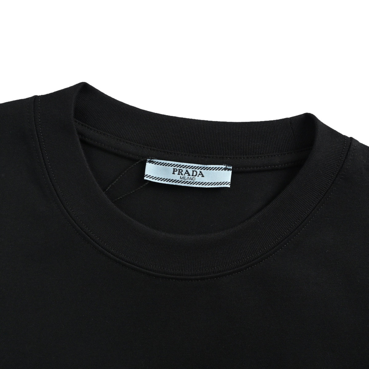 Prada 26ss hollow letter embroidered short sleeves