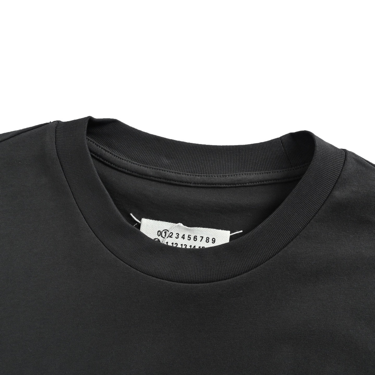 Maison Margiela unfinished embroidered printed short sleeves
