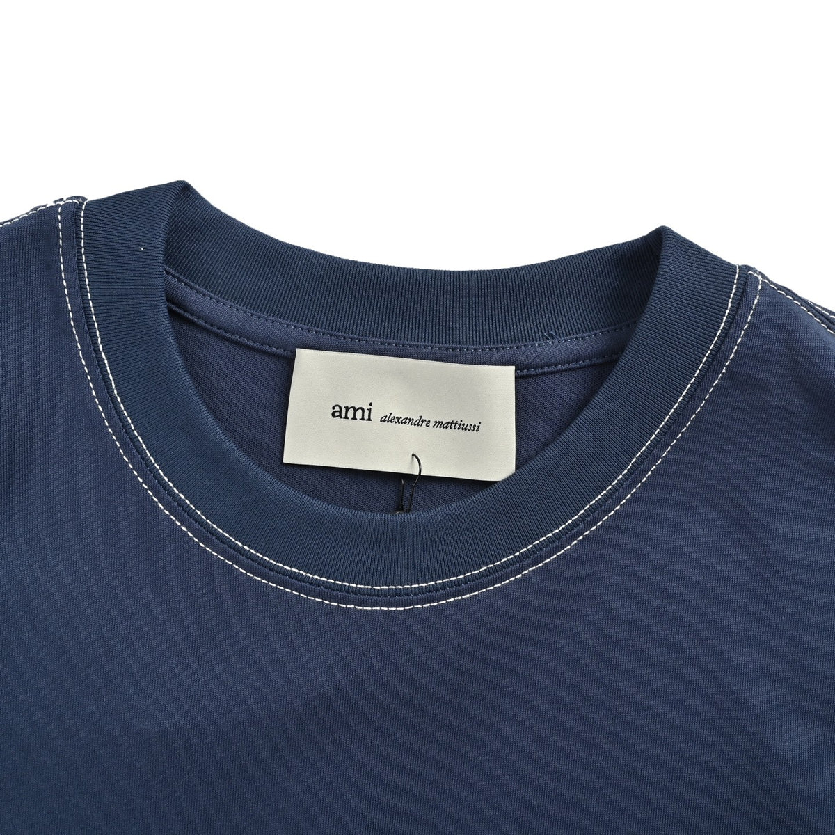Ami Paris 26ss topstitched heart embroidered short sleeves