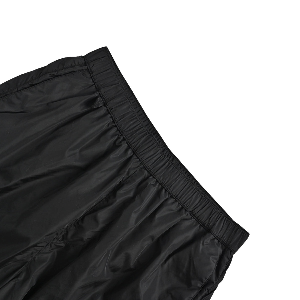 Prada 26ss triangle logo nylon cargo shorts