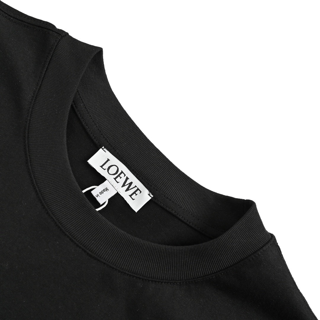 Loewe/Luoyiwei embossed logo leather patch pocket short sleeves