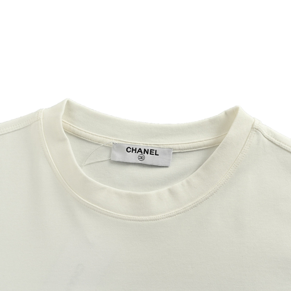 Chanel 25Fw dark pattern double C large logo three-dimensional embroidery long-sleeved T-shirt