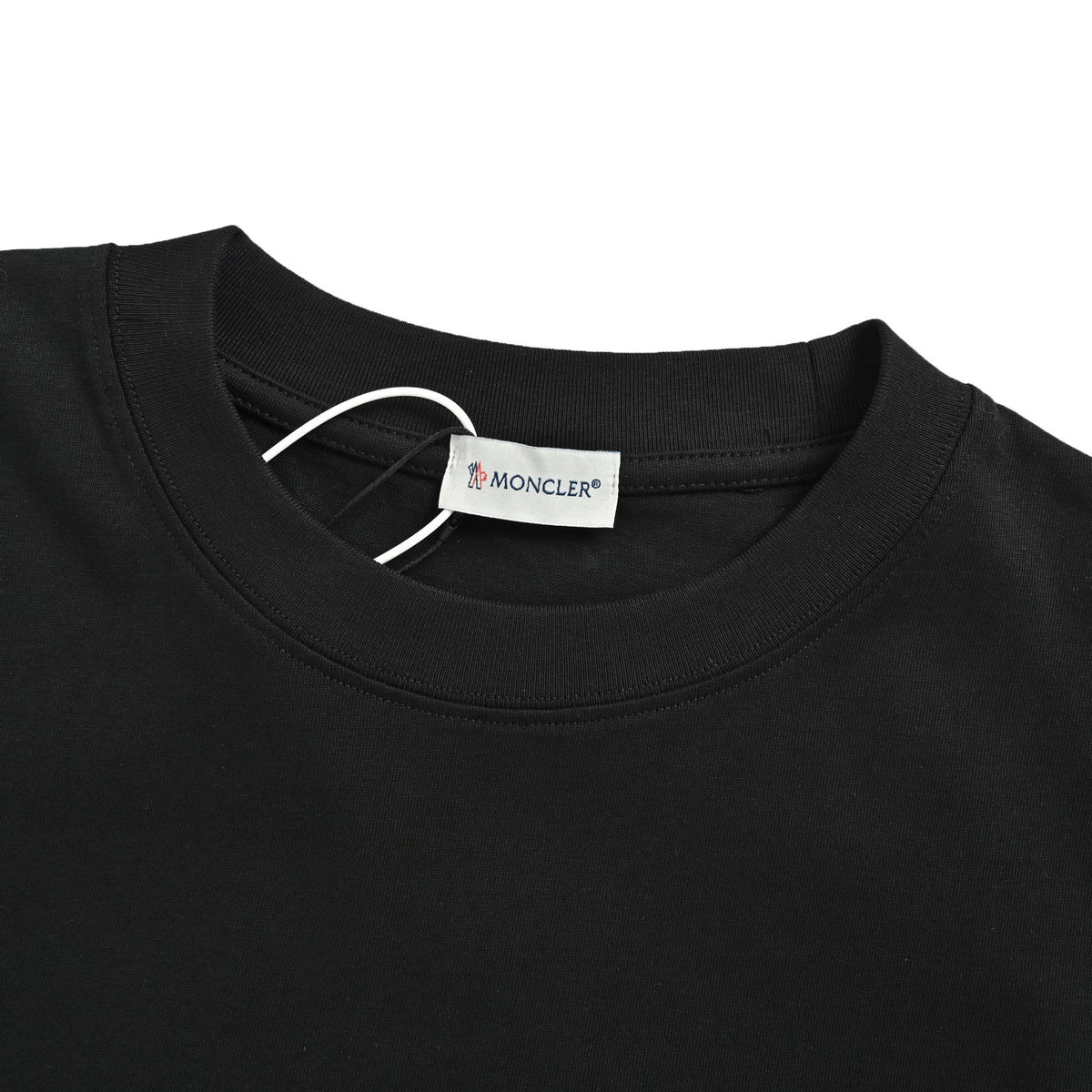 Moncler/muzzled 26ss short sleeves with contrasting color stitching and large logo embroidery on the back