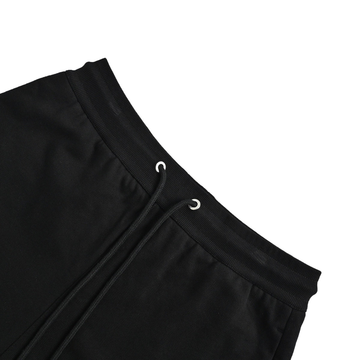Ami Paris 26ss back pocket heart embroidered shorts