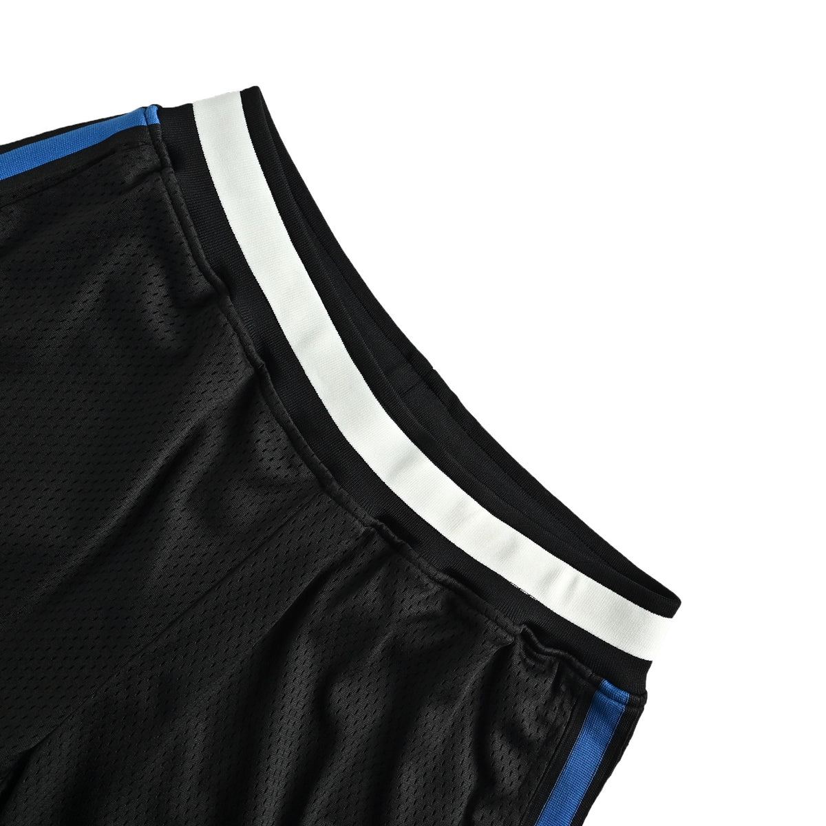 UNDEFEATED Five Stripes Contrast Mesh Embroidered Logo Shorts