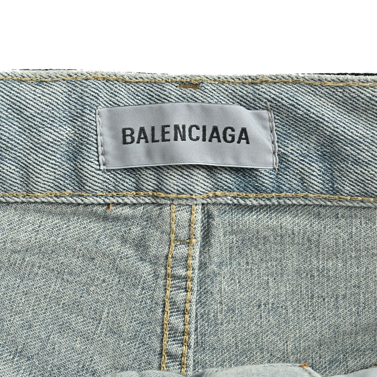 Balenciaga Paris belt three-point denim shorts
