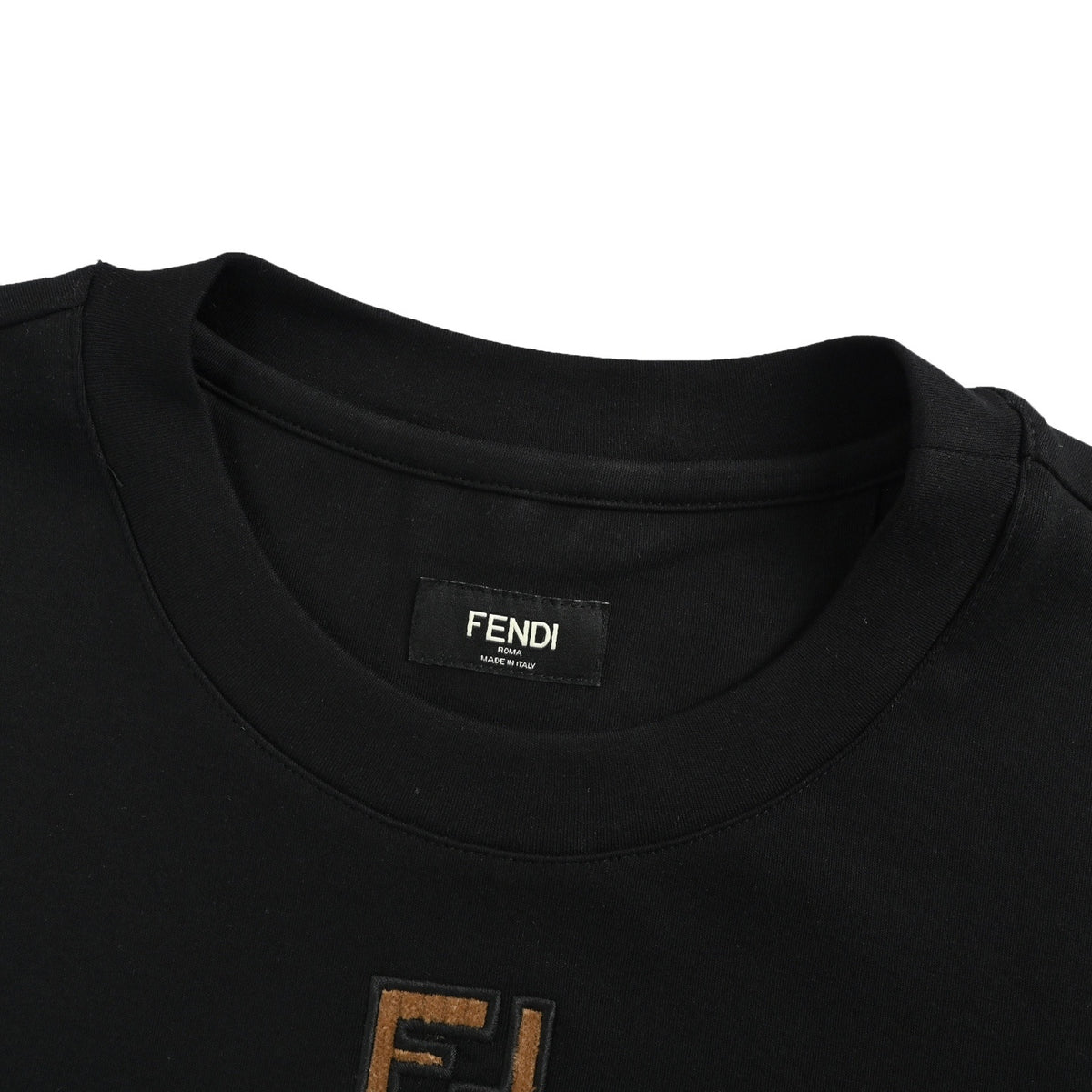 Fendi short sleeves with FF logo embroidery on the neckline