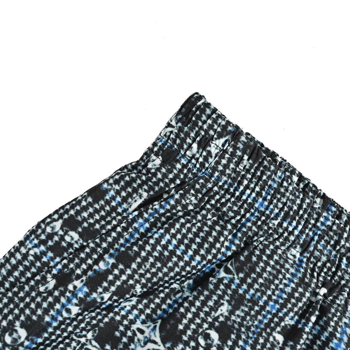 Louis Vuitton presbyopia drop suit shorts