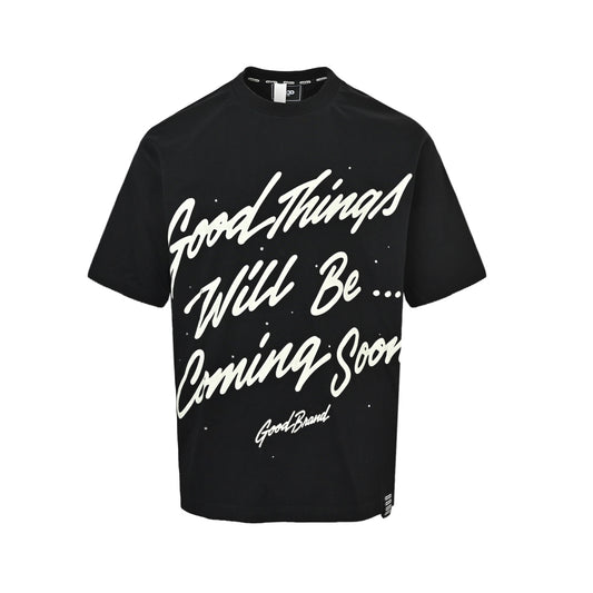 GOODBRAND "Good things are coming soon" handwritten three-dimensional foam slogan short sleeves