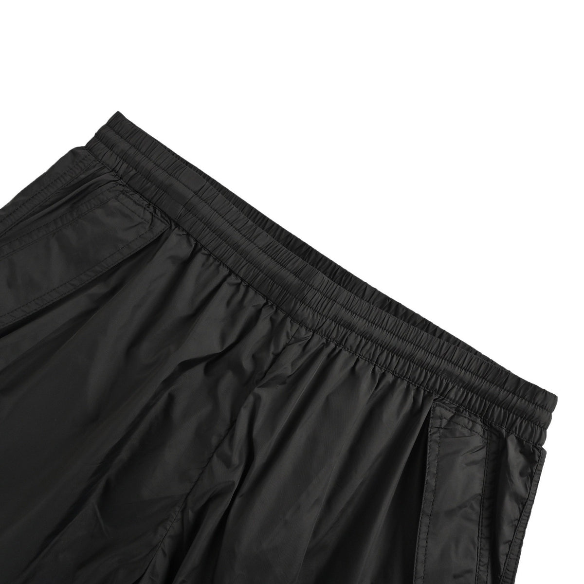 Prada 25ss classic triangle logo nylon shorts