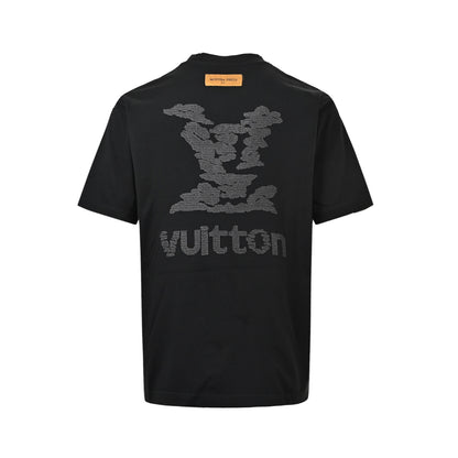 Louis Vuitton short sleeves with large tatami logo embroidery on the back