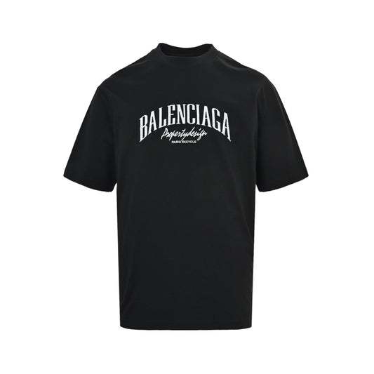 Balenciaga short sleeves with three-dimensional embroidered letters on the chest