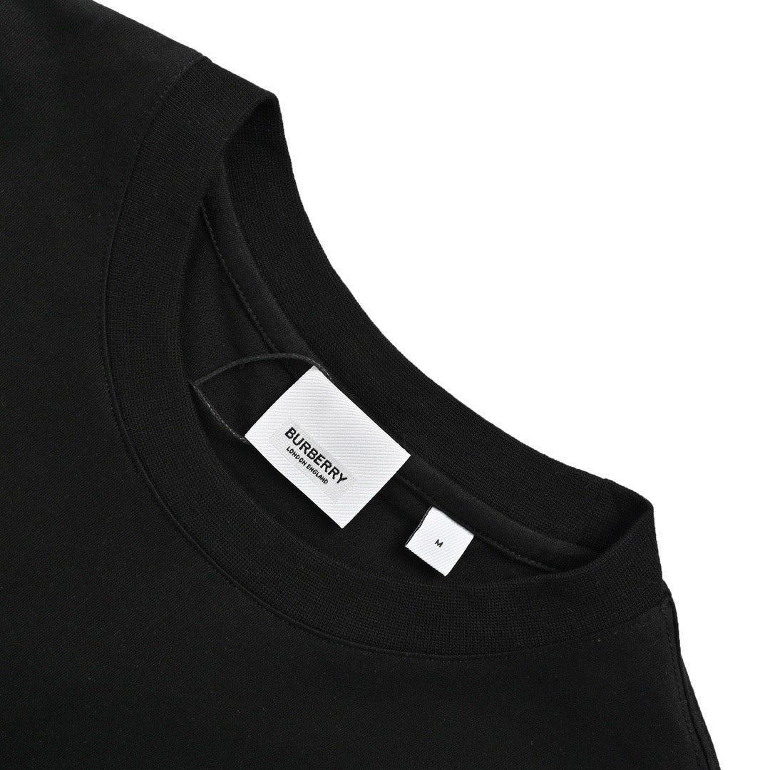 Burberry hollow war horse patch short sleeves