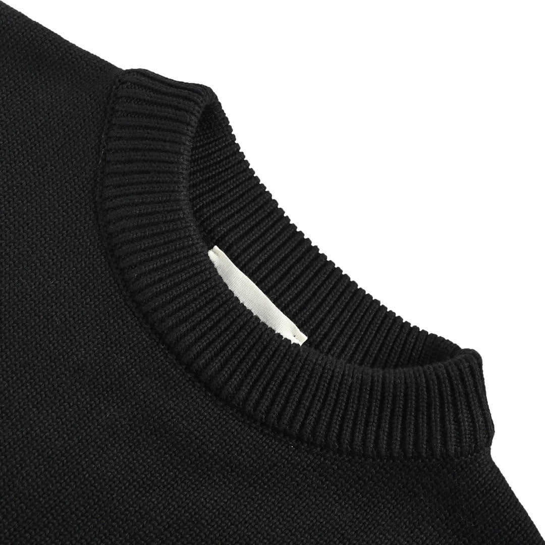 Ami 21Fw embroidered heart micro logo crew neck sweater