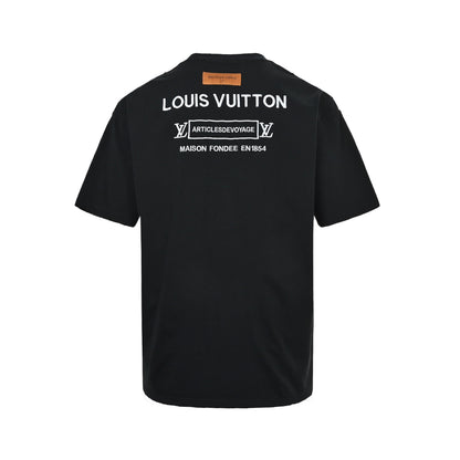 Louis Vuitton short sleeves with embroidered letters on the front and back