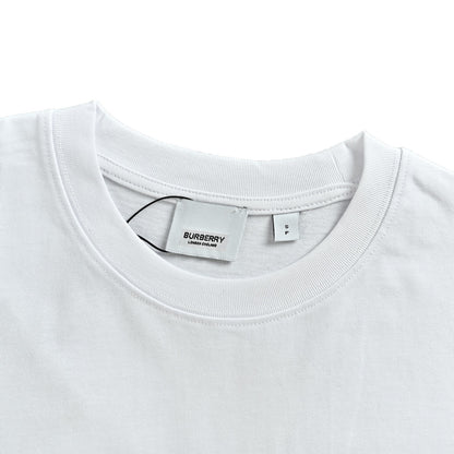 Burberry war horse print short sleeves on the back