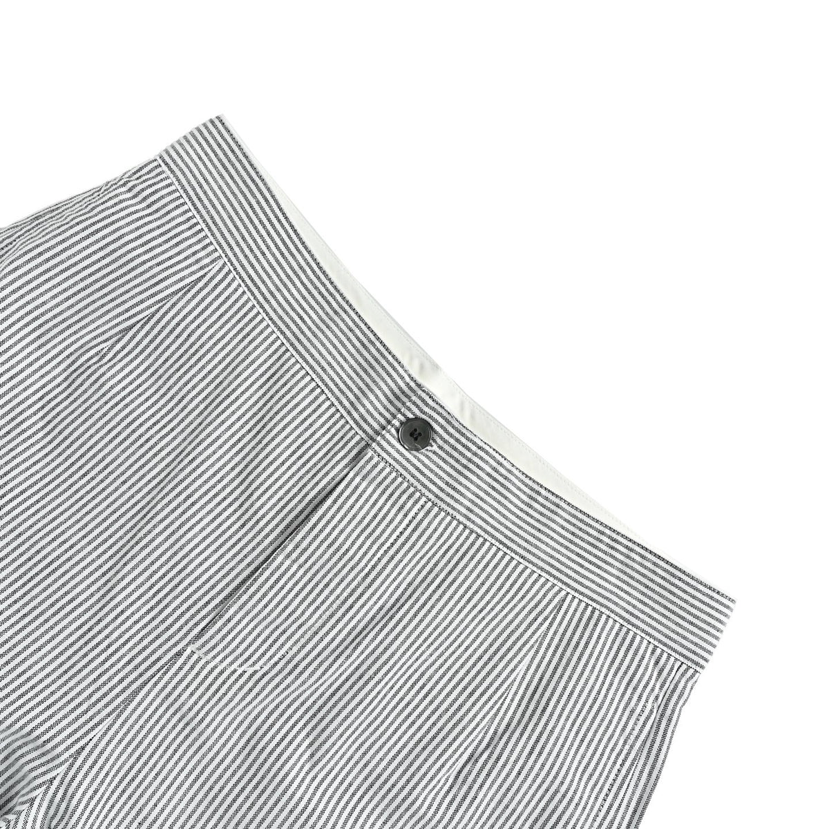 ThomBrowne/Thom Brown puppy striped shorts