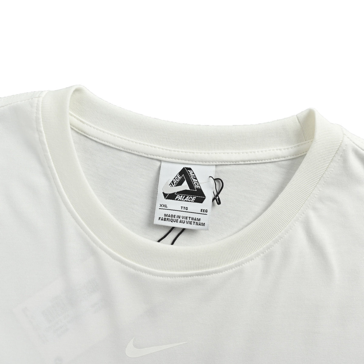 NIKE & PALACE joint city limited short sleeves