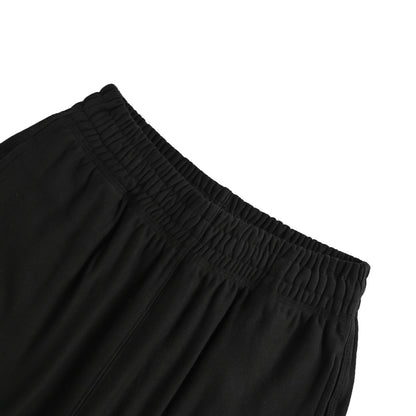 Burberry 25ss cursive letter flocked logo shorts