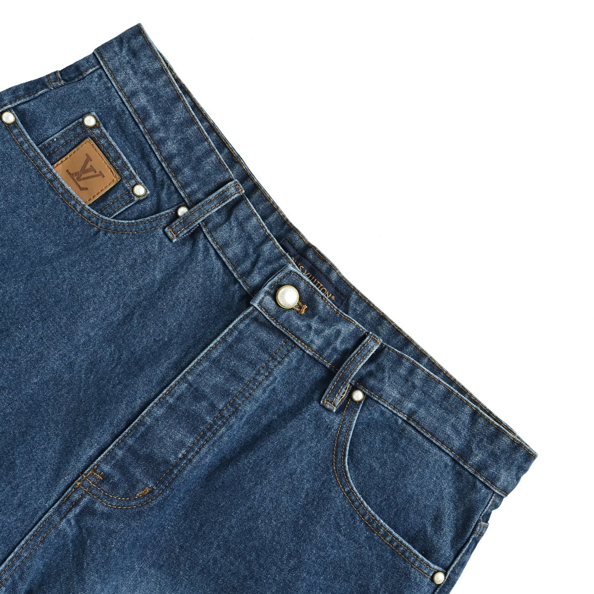 LouisVuitton/Louis Vuitton denim shorts with embroidered logo on the back pocket