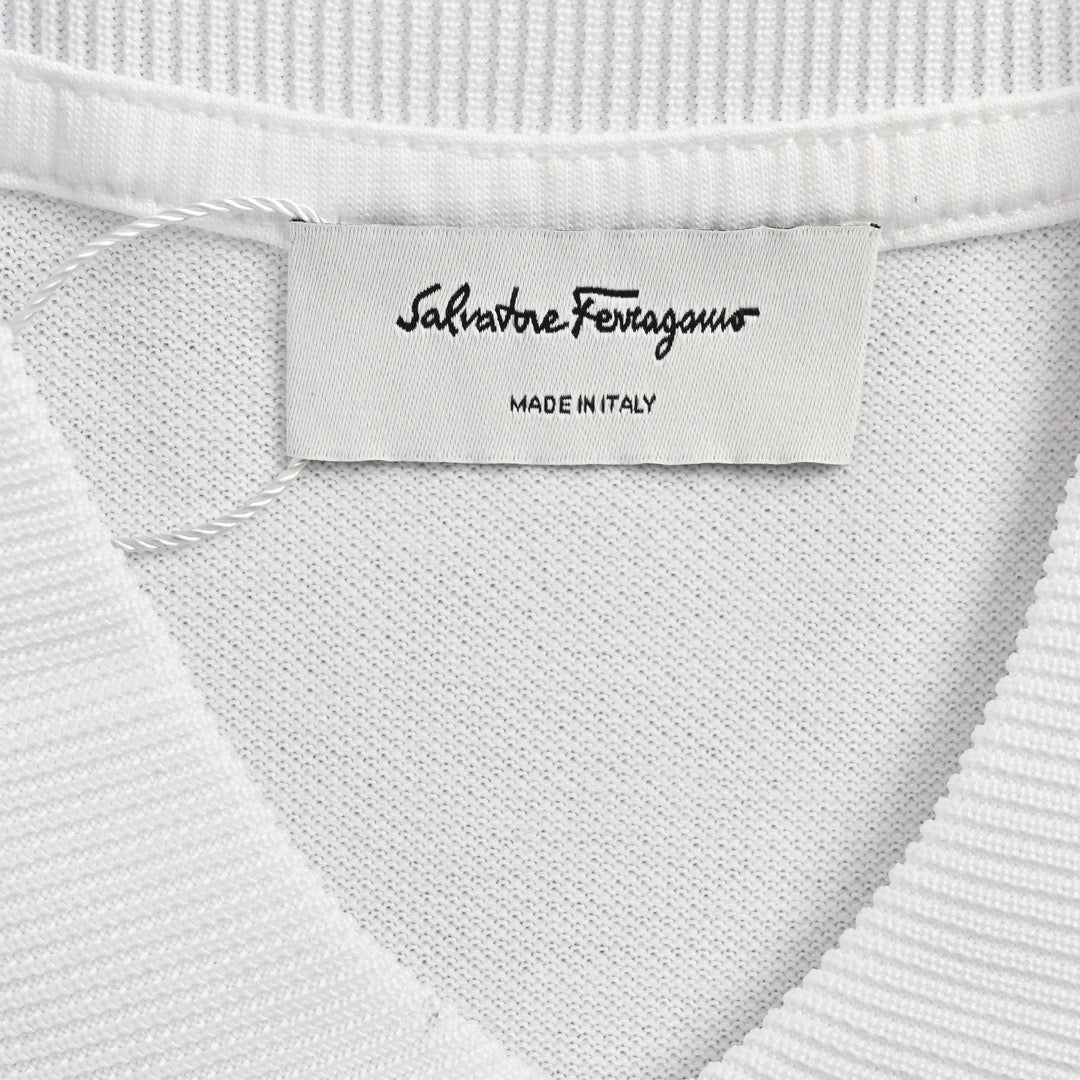 Ferragamo 24ss Polo short sleeves with embroidered letters on the chest