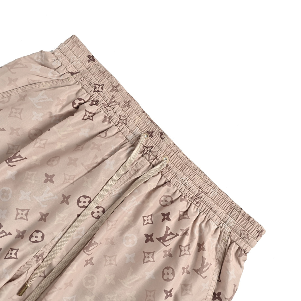 Louis Vuitton presbyopic khaki all-over printed suit shorts