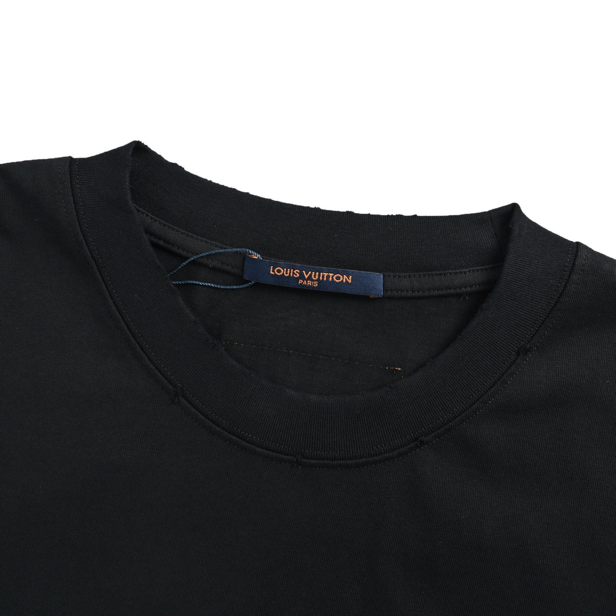 Louis Vuitton short sleeves with embroidered letters on the front and back