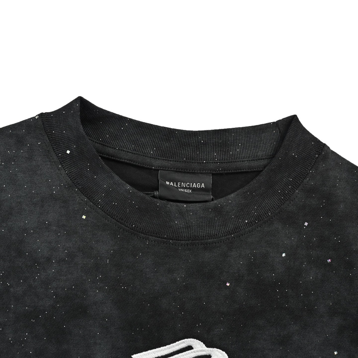 Balenciaga renders baby's breath embroidered letter short sleeves
