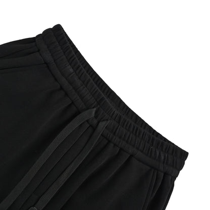 Loewe/Luo Yiwei stitched leather three-dimensional logo shorts