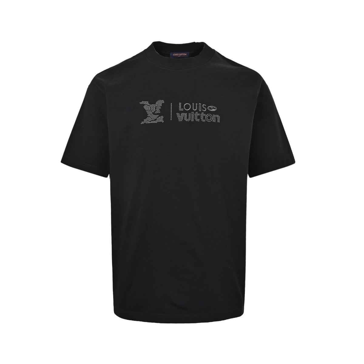 Louis Vuitton short sleeves with large tatami logo embroidery on the back