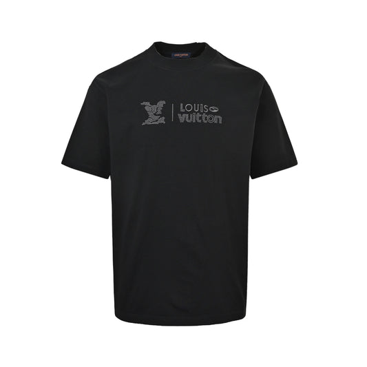 Louis Vuitton short sleeves with large tatami logo embroidery on the back