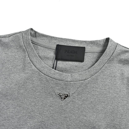 Prada enamel liquid ammonia triangle short sleeves
