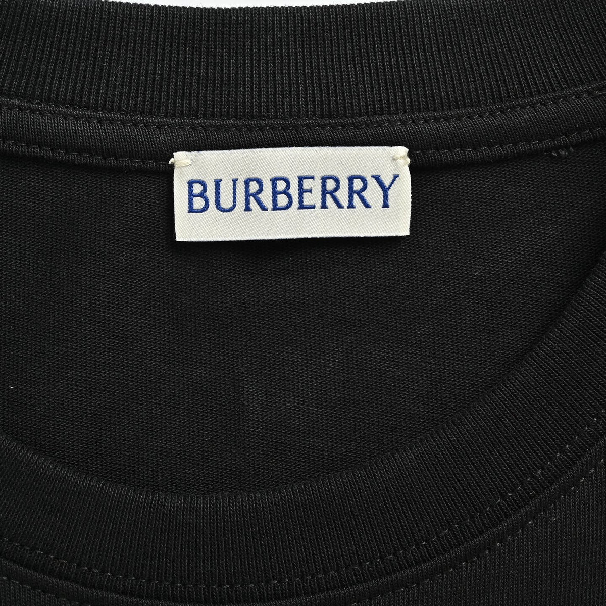 Burberry metal war horse logo short sleeves